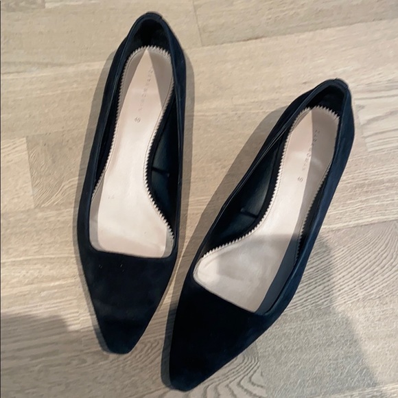 Zara Pointy Toe Flats with Wood Heel - Picture 5 of 5